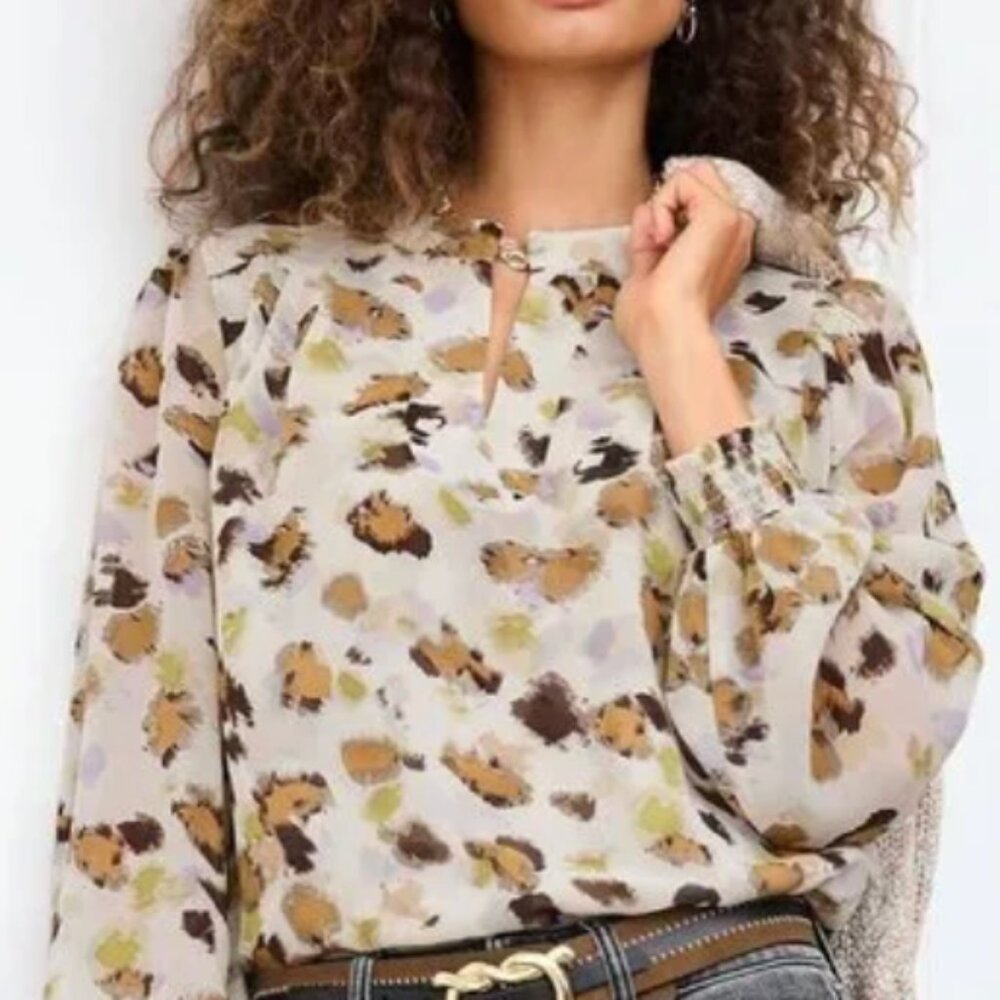 MWT cabi Size S - Carmela Blouse